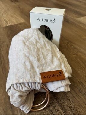WildBird Light Natural Linen-Style Sling with Rose Gold Rings